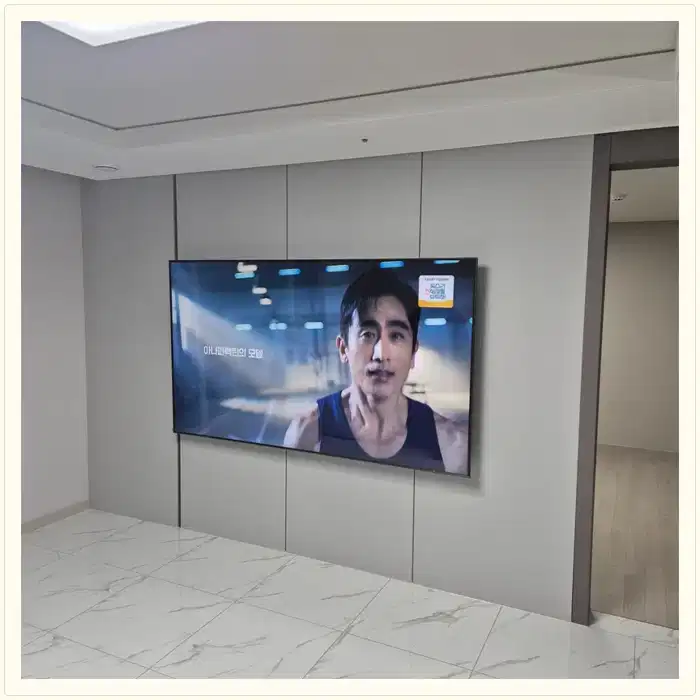 벽걸이TV 설치 참고 사진 · e편한세상 평택 라씨엘로 설치 방식 안내