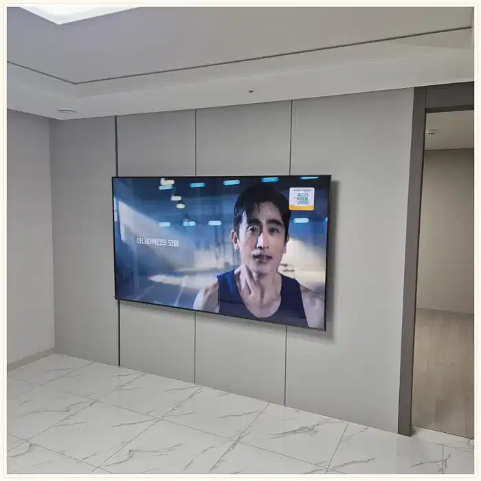 벽걸이TV 설치 참고 사진 · e편한세상 시흥장현 퍼스트베뉴 설치 방식 안내
